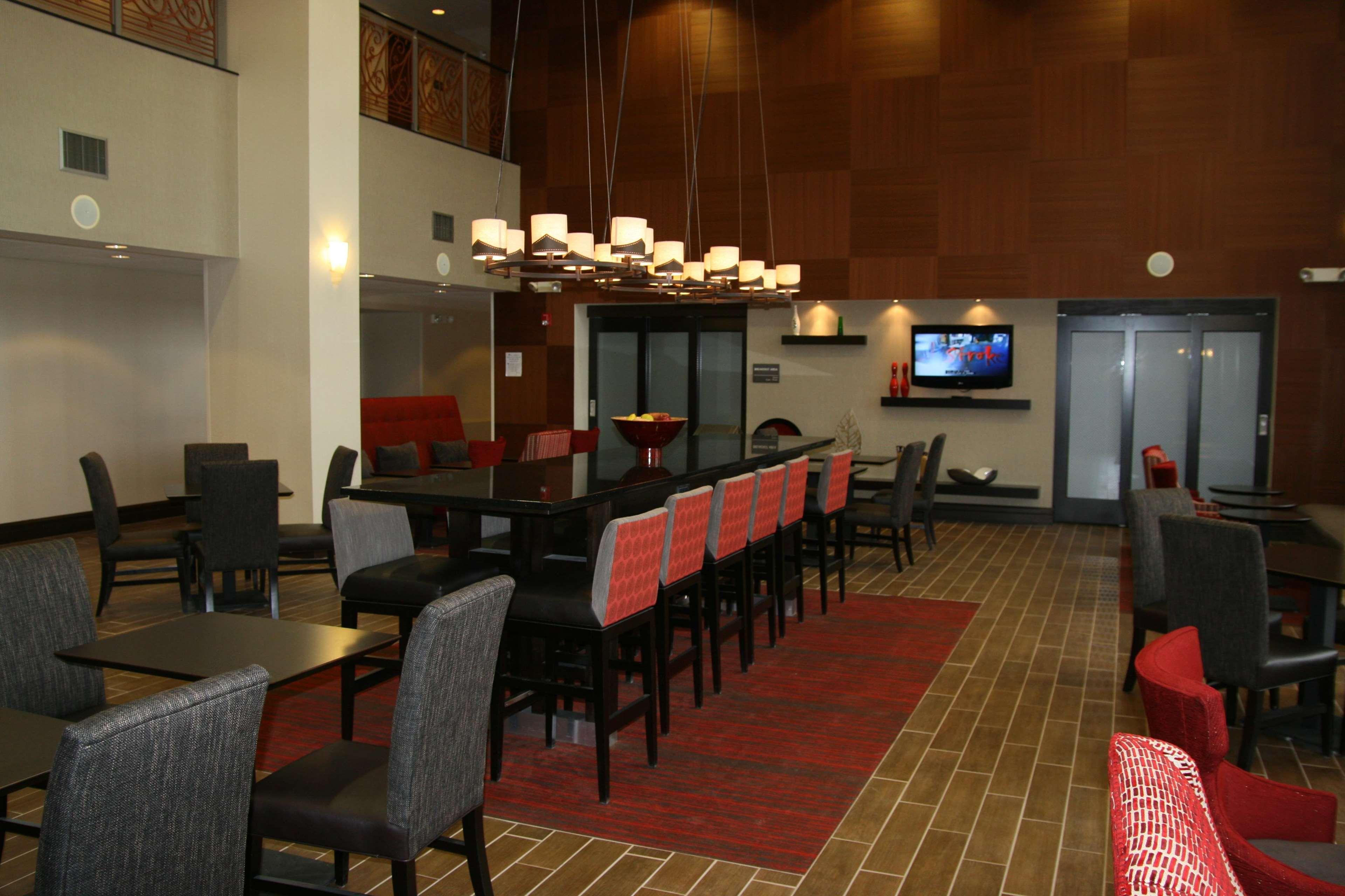 Hampton Inn By Hilton Garden City Long Island מראה חיצוני תמונה