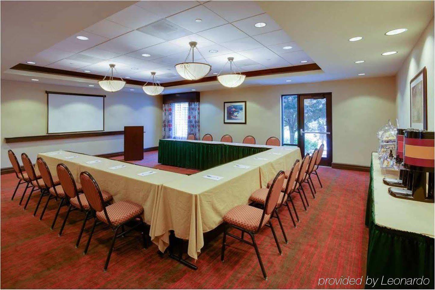 Hampton Inn By Hilton Garden City Long Island מראה חיצוני תמונה