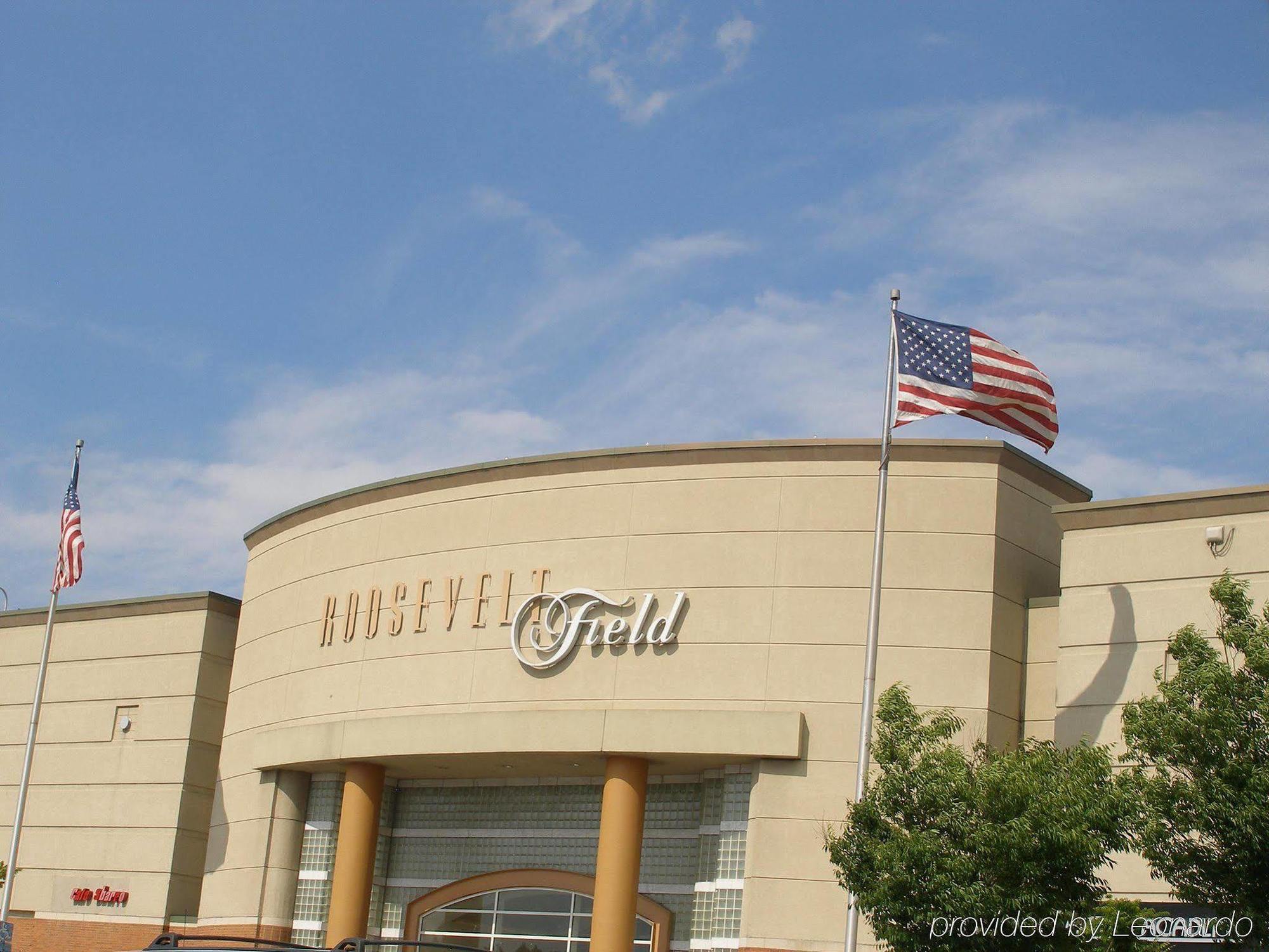Hampton Inn By Hilton Garden City Long Island שירותים תמונה