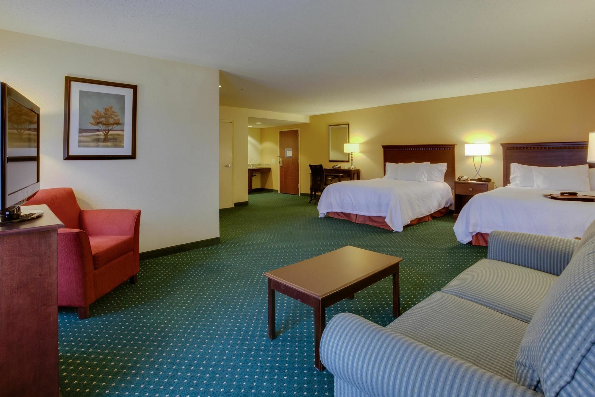 Hampton Inn By Hilton Garden City Long Island מראה חיצוני תמונה